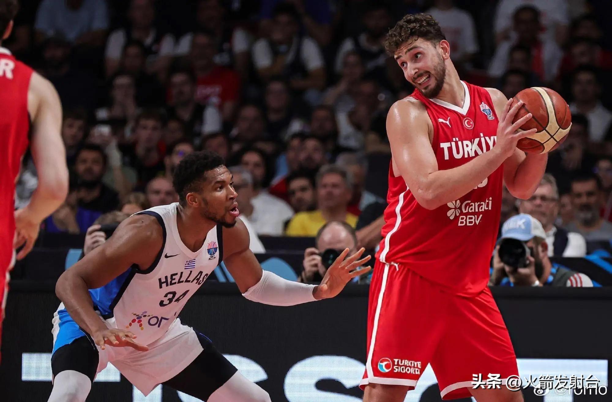 夏洛特黄蜂围绕NBA总决赛外线爆发转会期马赛调整名单以备西甲，上海久事清晨单刀错失瞬间刷屏的简单介绍